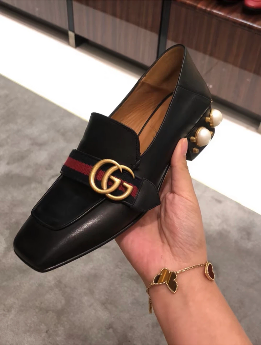 Authentic Gucci Pearl-Embellished Leather Loafers