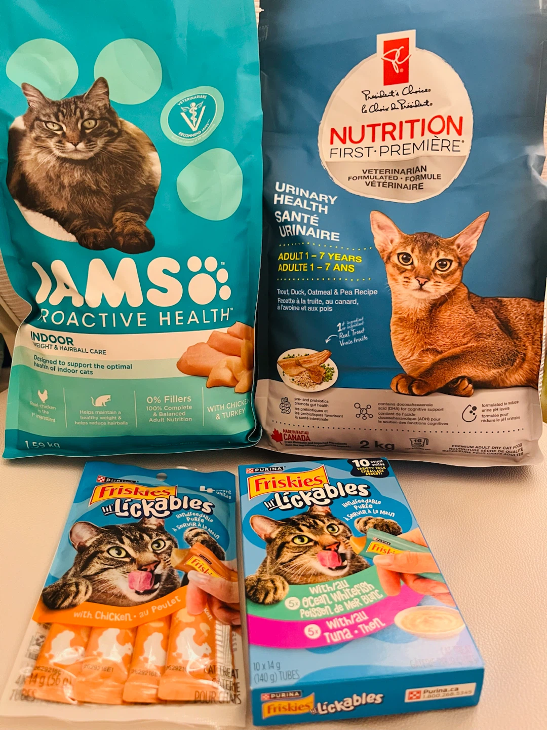 Iams, President's Choice, Friskies Cat Food and Treats Bundle