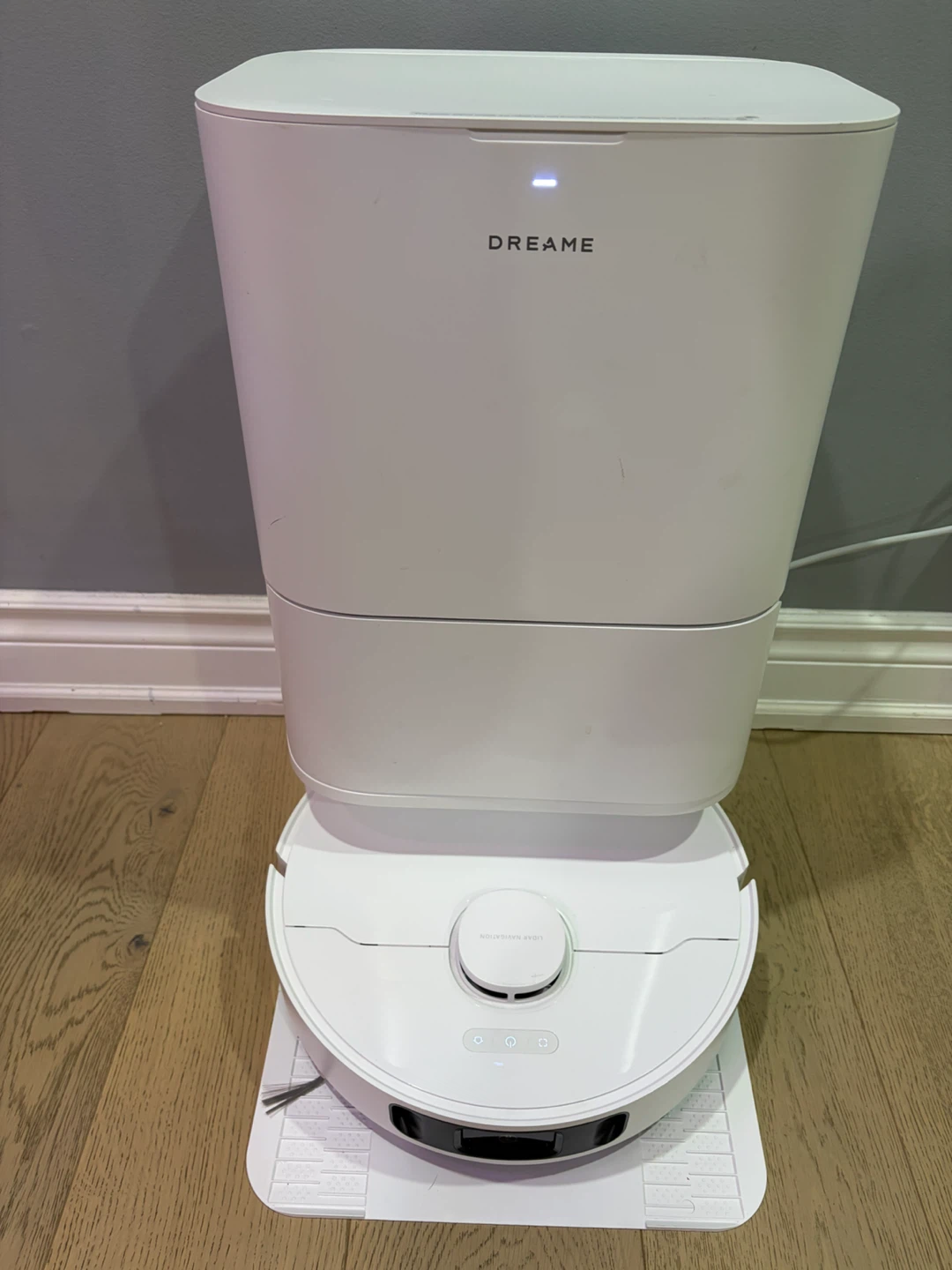 Dreame E30 Ultra Robot Vacuum & Mop – Self-Cleaning Station - photo 3