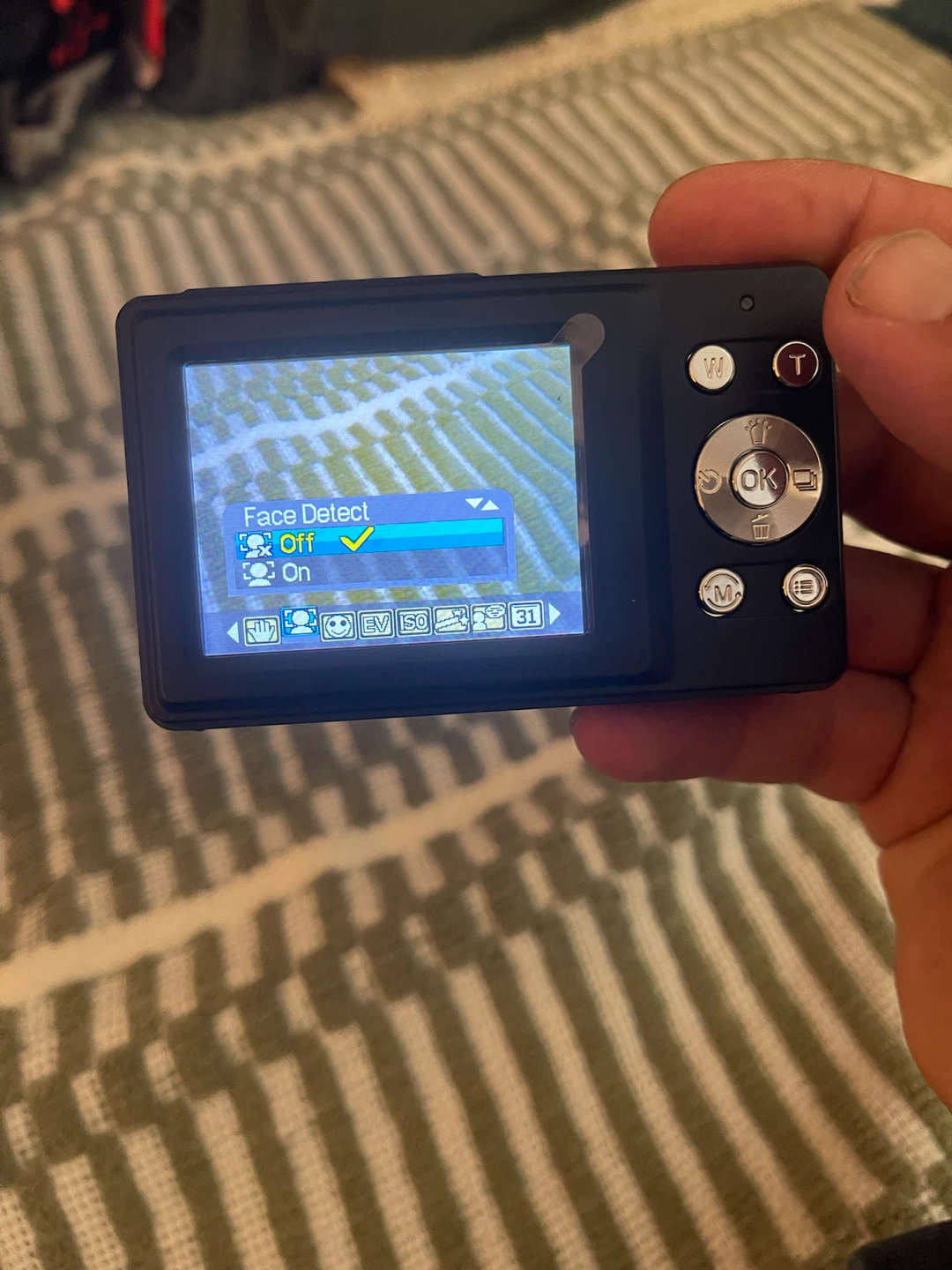 Vivitar Digital Camera with 1.4 inch Selfie Screen - photo 3