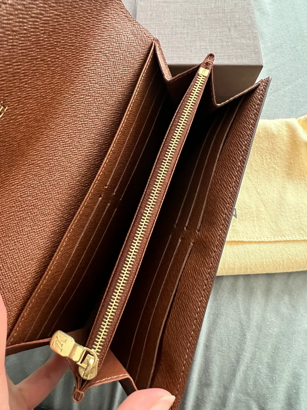 Louis Vuitton Sarah Wallet Monogram - photo 4