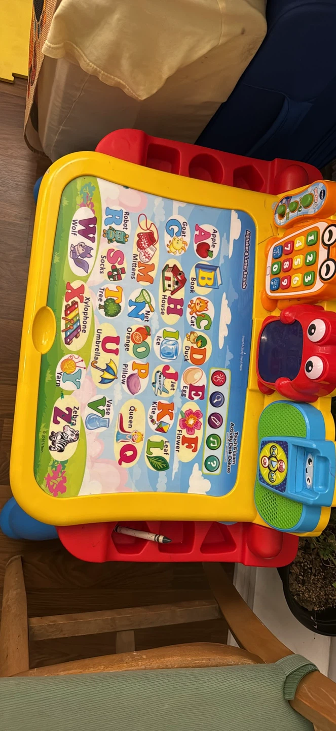VTech Touch and Learn Activity Desk Deluxe - photo 2