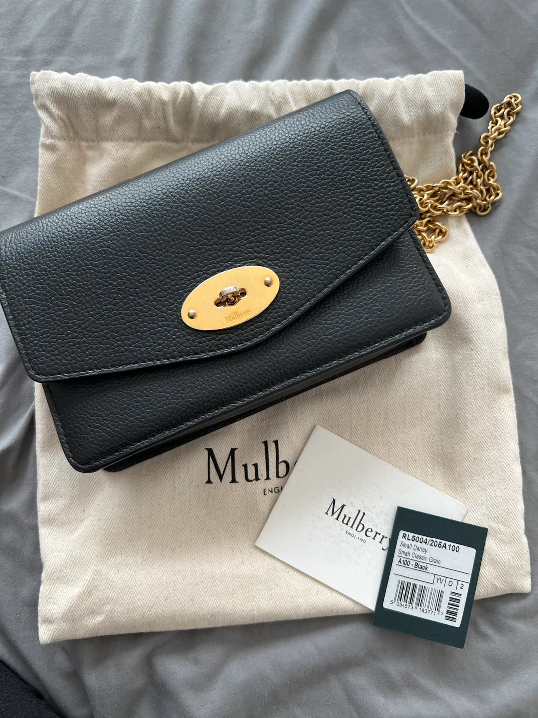 Mulberry Small Darley wallet on chain
