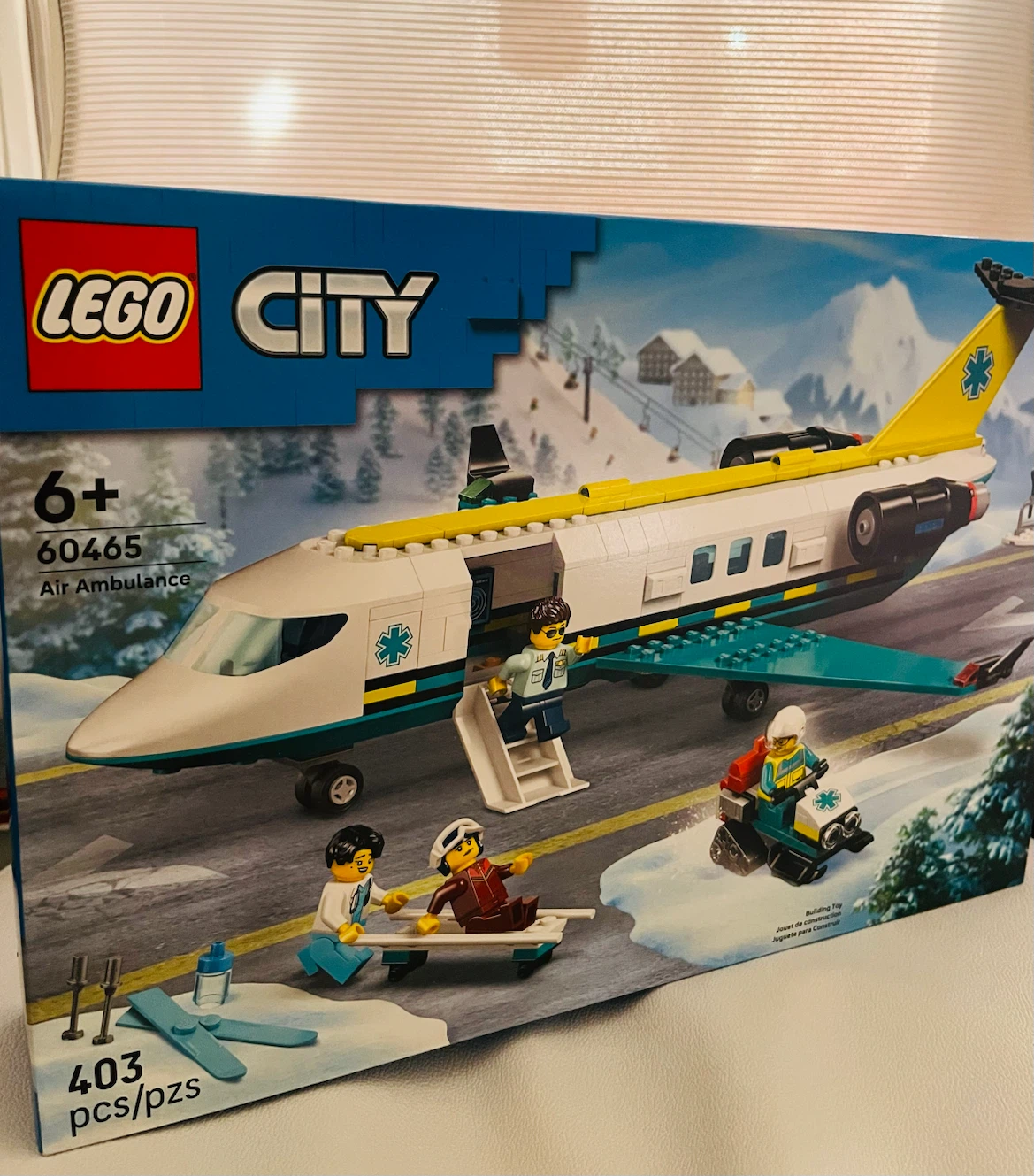 LEGO City Emergency Air Ambulance 60465 (firm price)