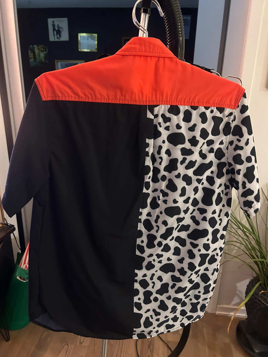 Cruella inspired Split Design Short Sleeve Shirt - photo 4