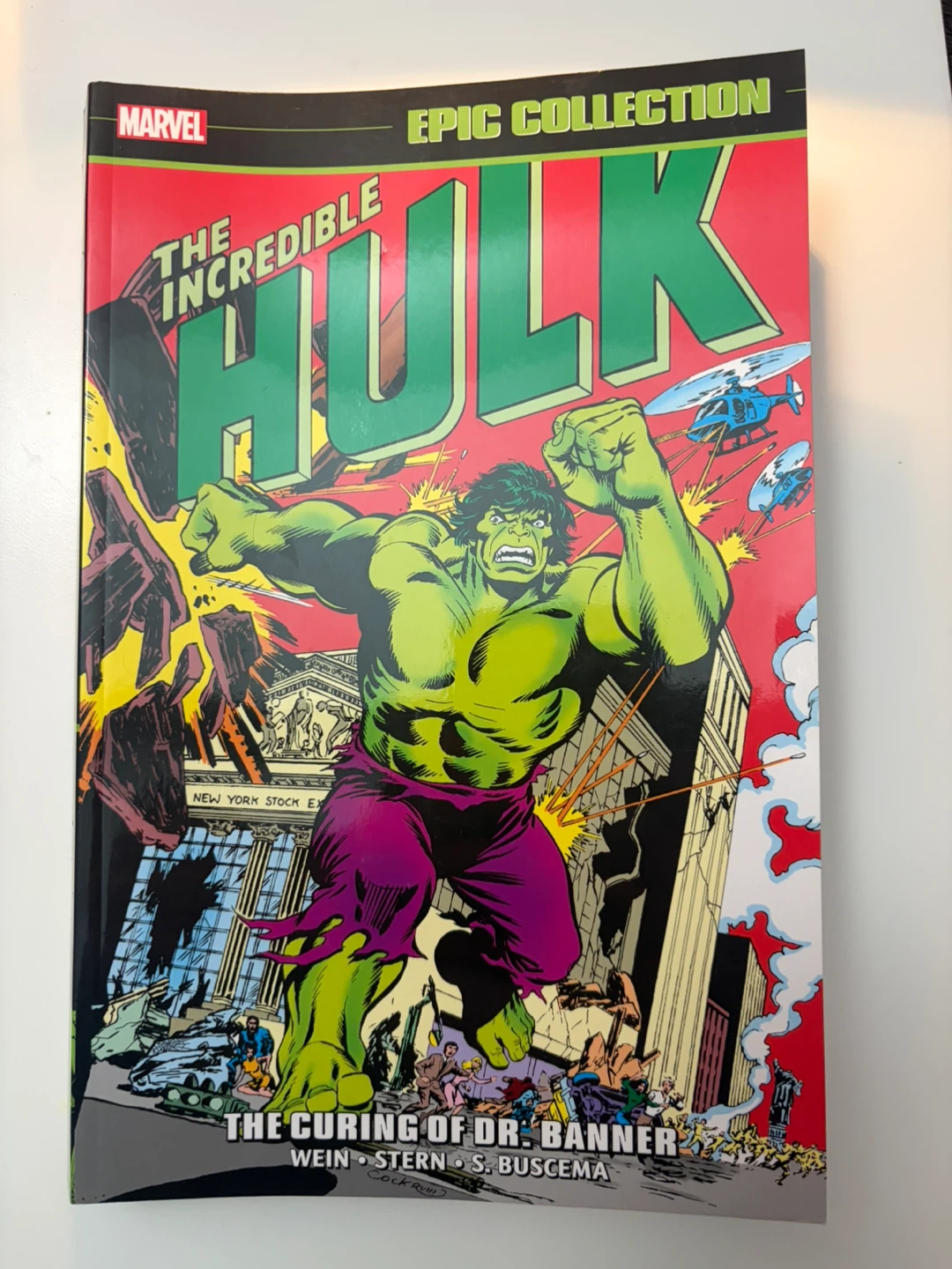 5 Comic Book Graphic Novels & Omnibuses (Marvel / DC / Conan) - photo 4