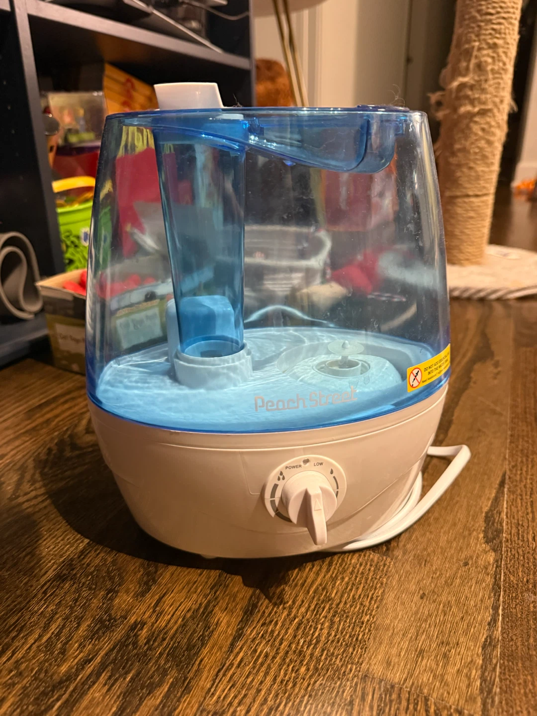 Two Humidifiers AquaOasis & Peach Street