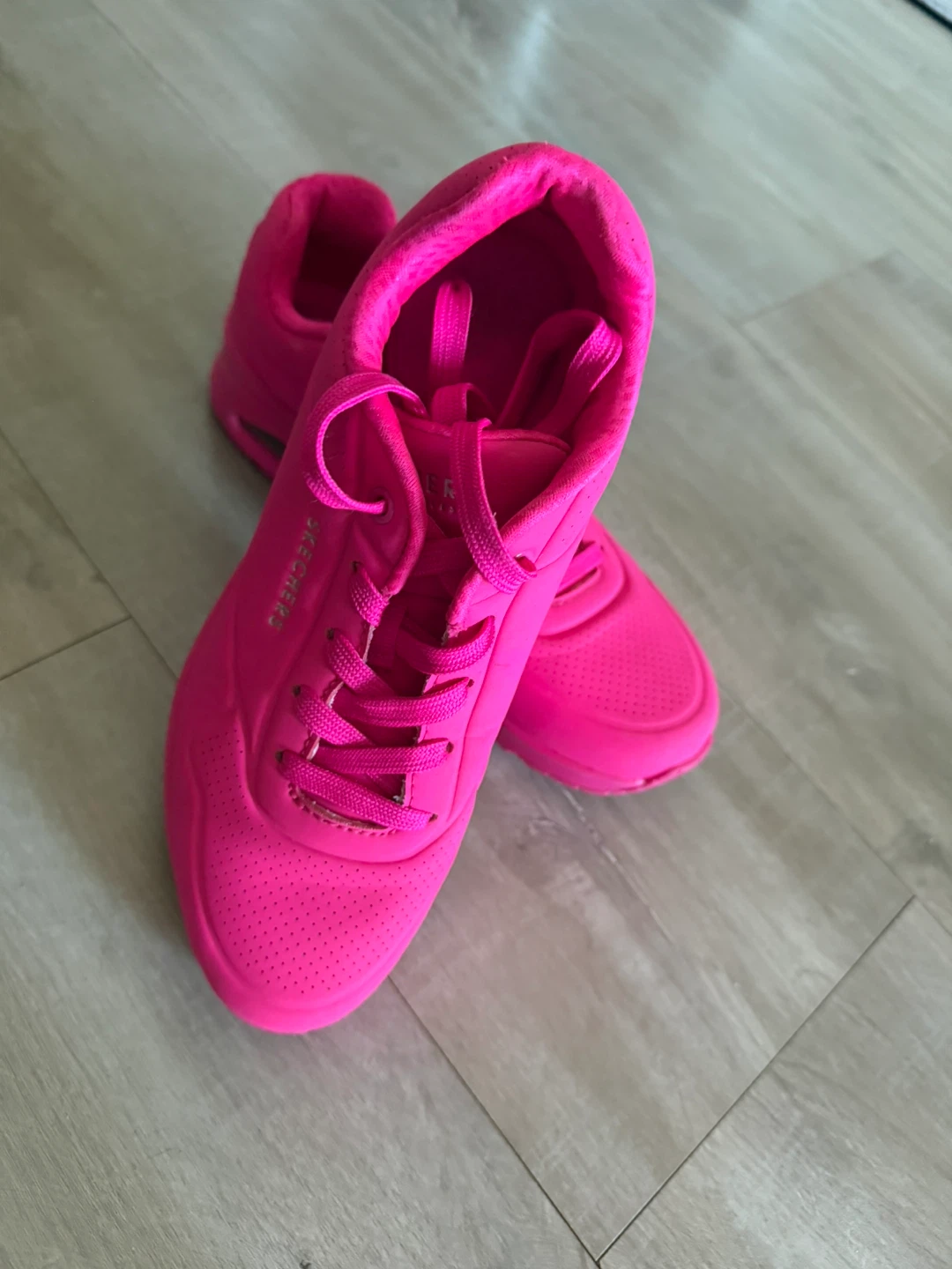 Skechers Neon Pink Sneakers 25cm - photo 5