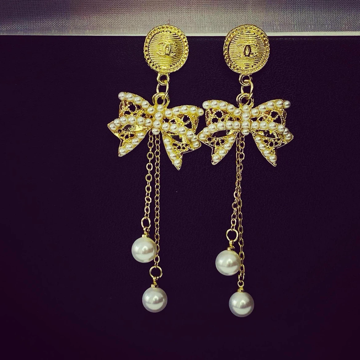 Gold Tone Bow and Pearl Drop Earrings - photo 2