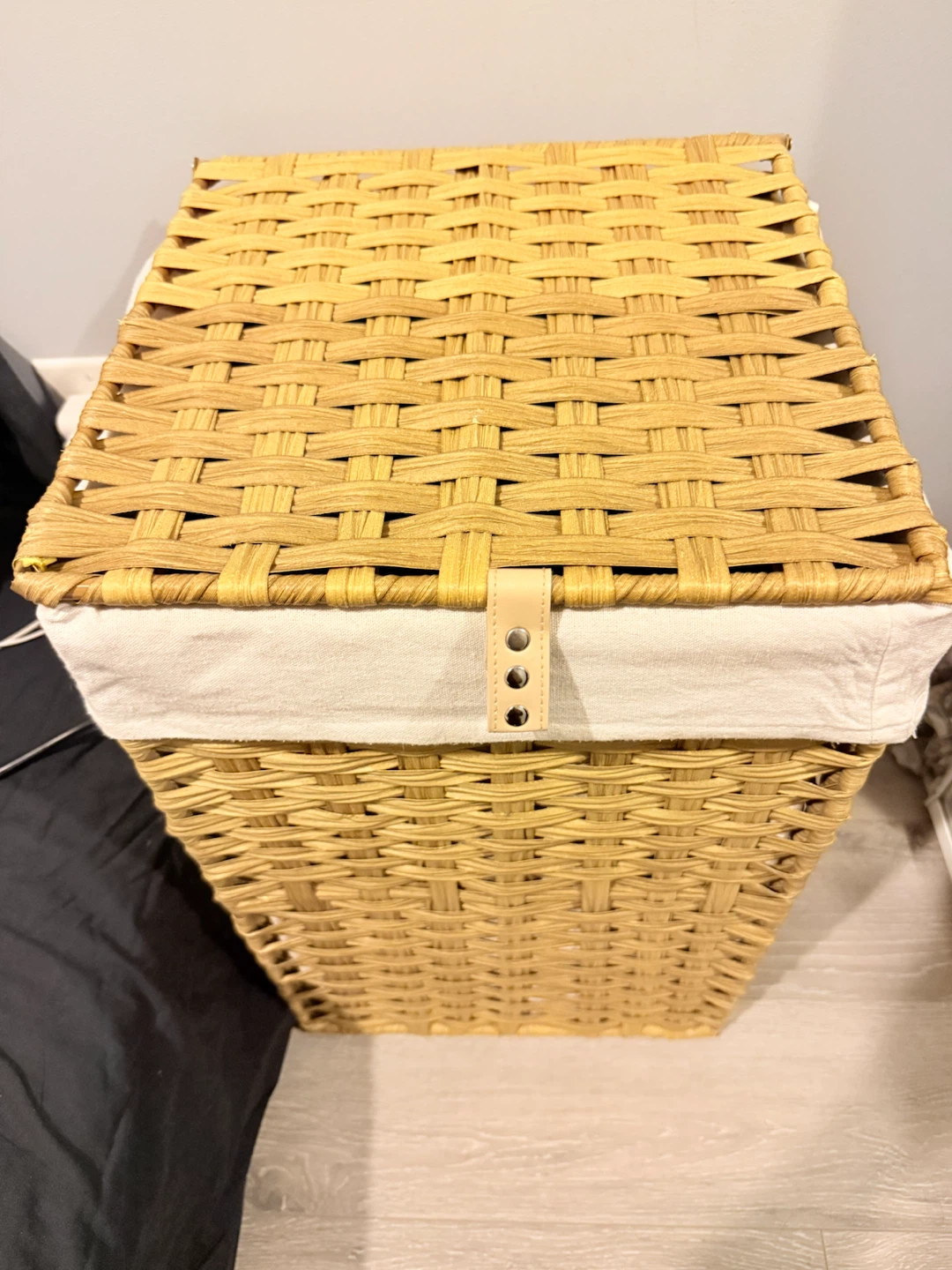Laundry hamper with lid and removable liner bag, 60 L, beige - photo 2