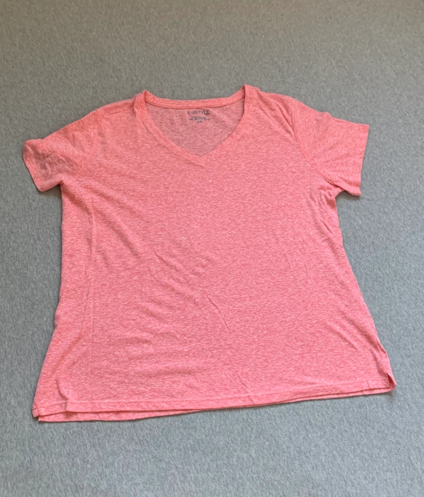 Light Pink Relaxed V-Neck Tee - Ladies Size Large