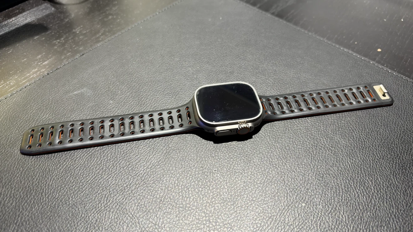Apple Watch Ultra 1 49mm Titanium - photo 2