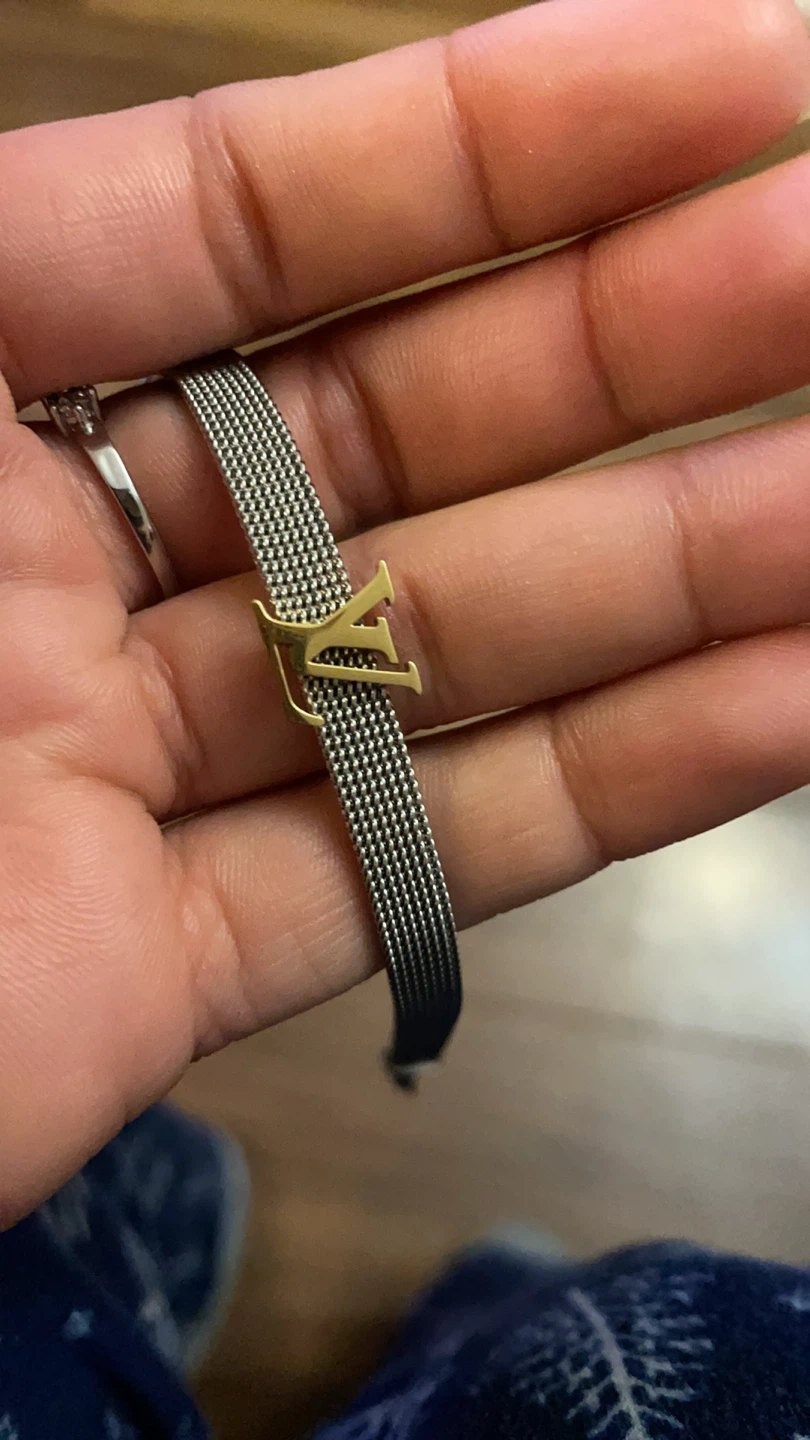 Bracelet