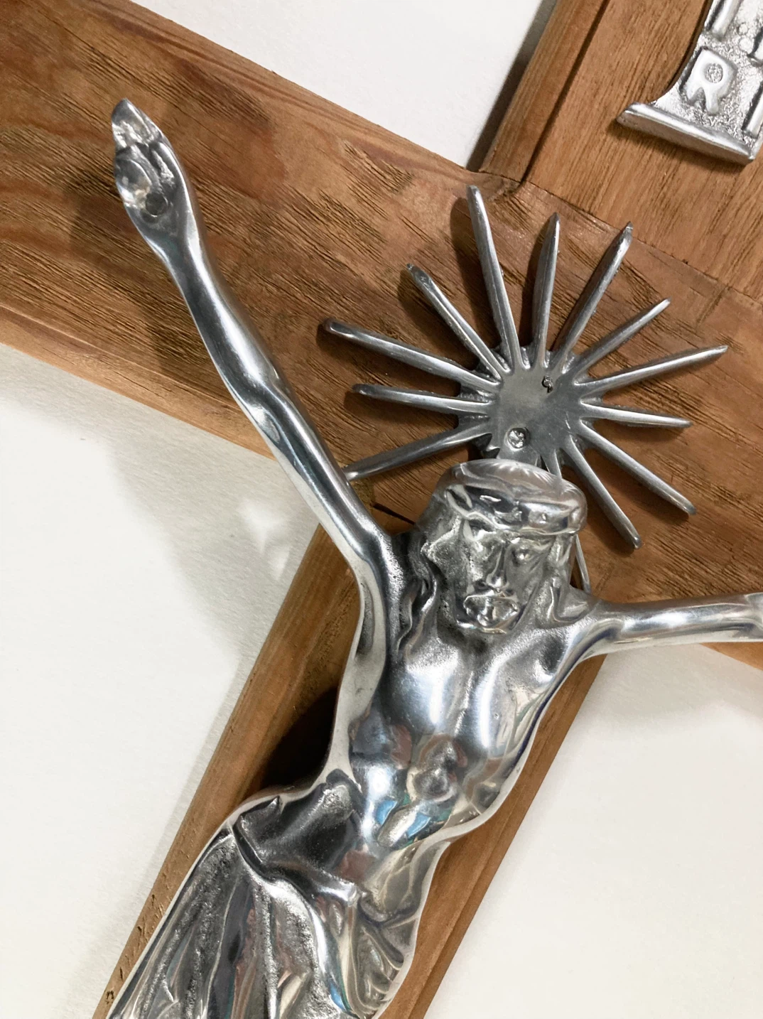 Vintage Large Jesus Christ Chrome Wood Wall Hanging Crucifix