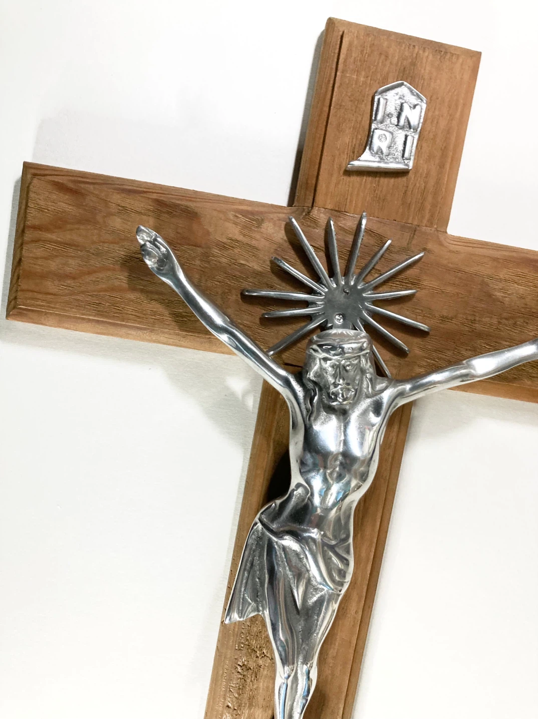 Vintage Large Jesus Christ Chrome Wood Wall Hanging Crucifix - photo 3