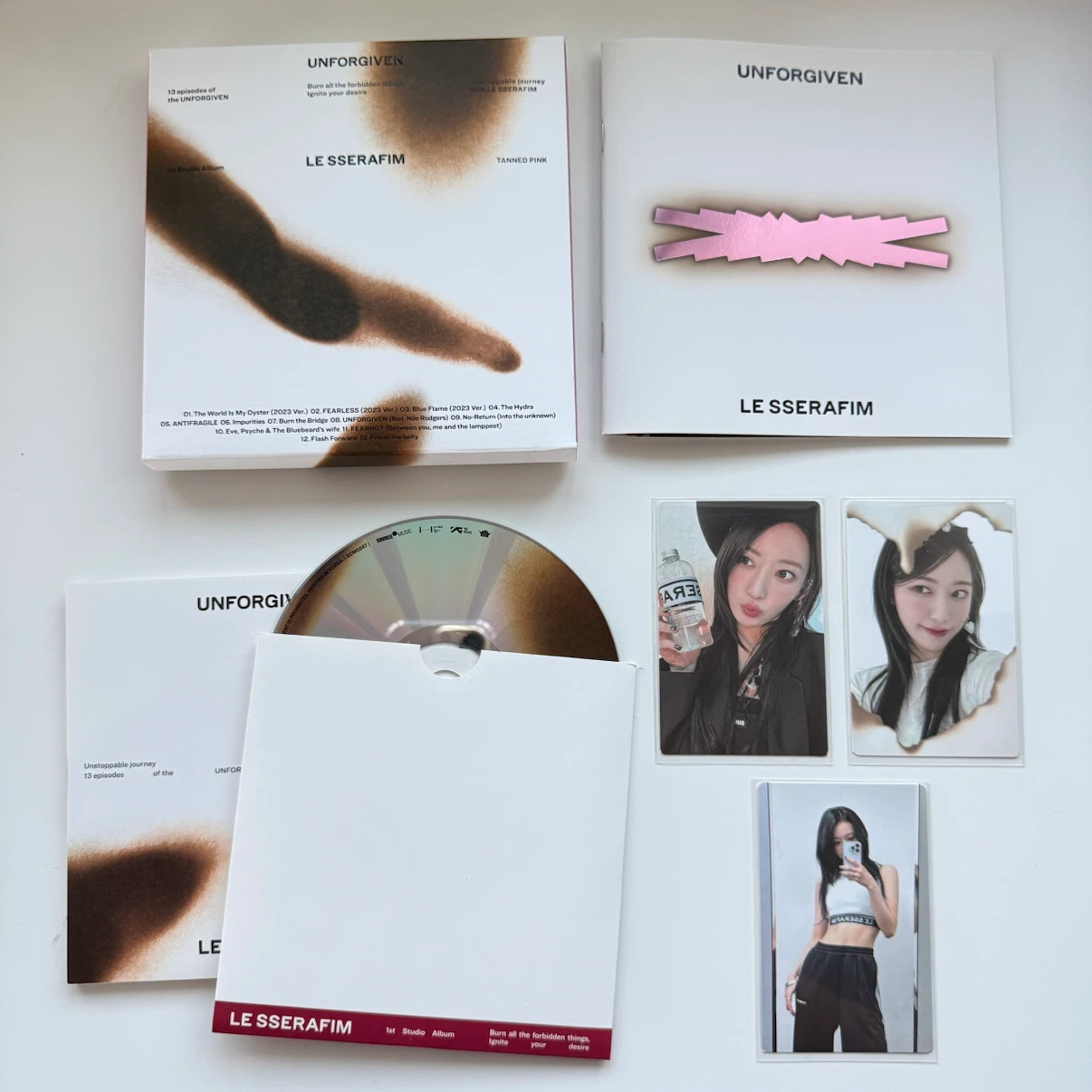 LE SSERAFIM UNFORGIVEN Album - Compact Ver.