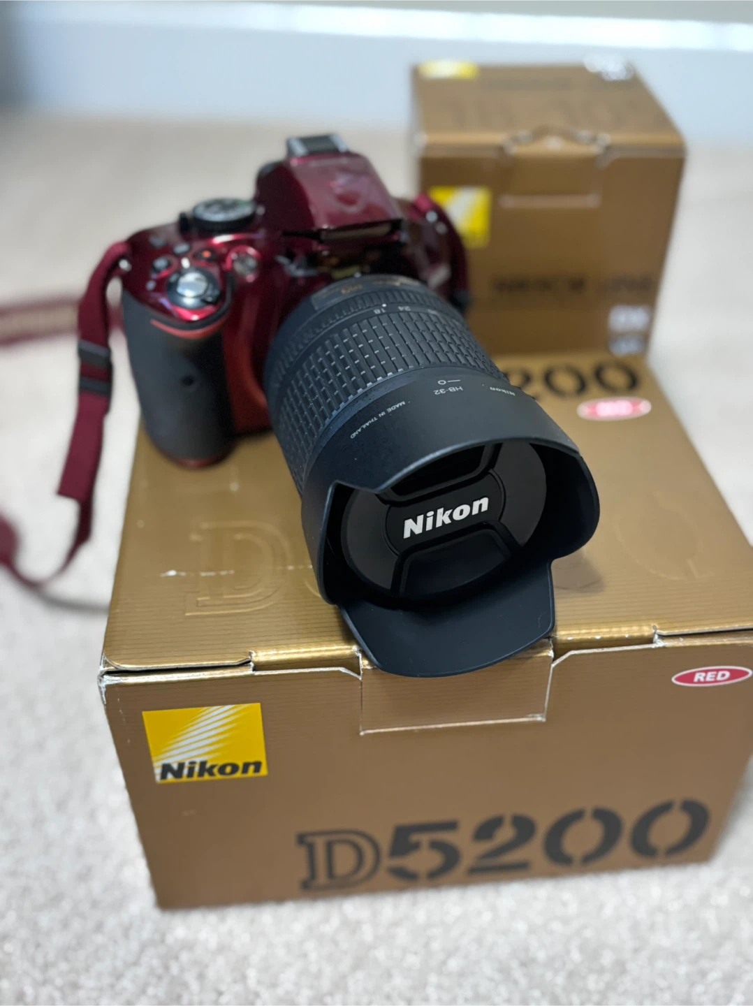Nikon D5200 DSLR Camera + 18-105mm VR Lens – Red