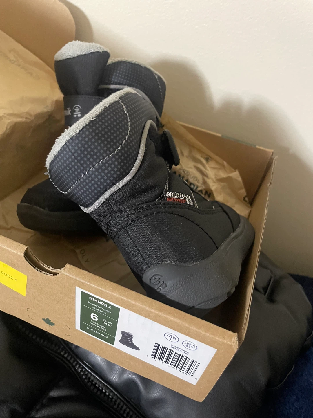 Kamik Stance 2 Toddler Boots Size 6 - photo 3