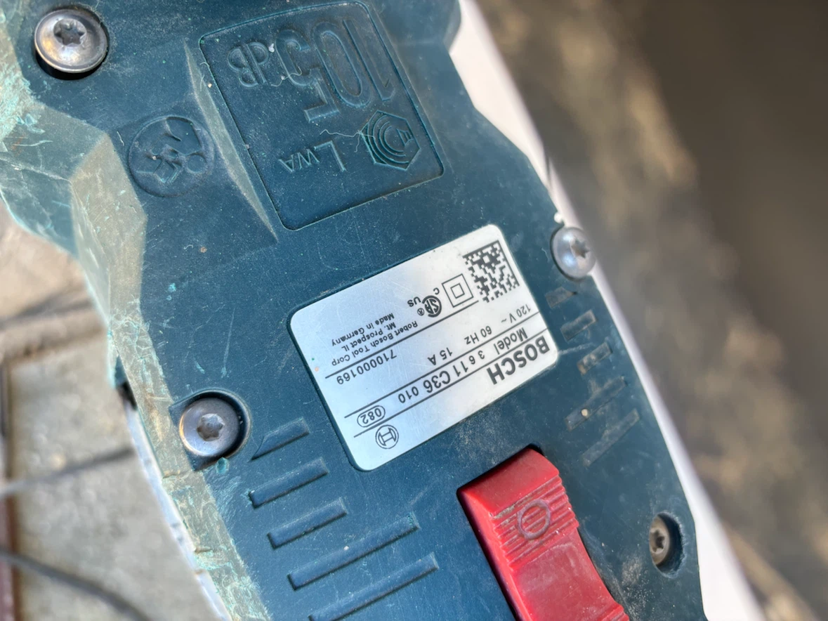 Bosch DH1020VC SDS-max Demolition Hammer - photo 2