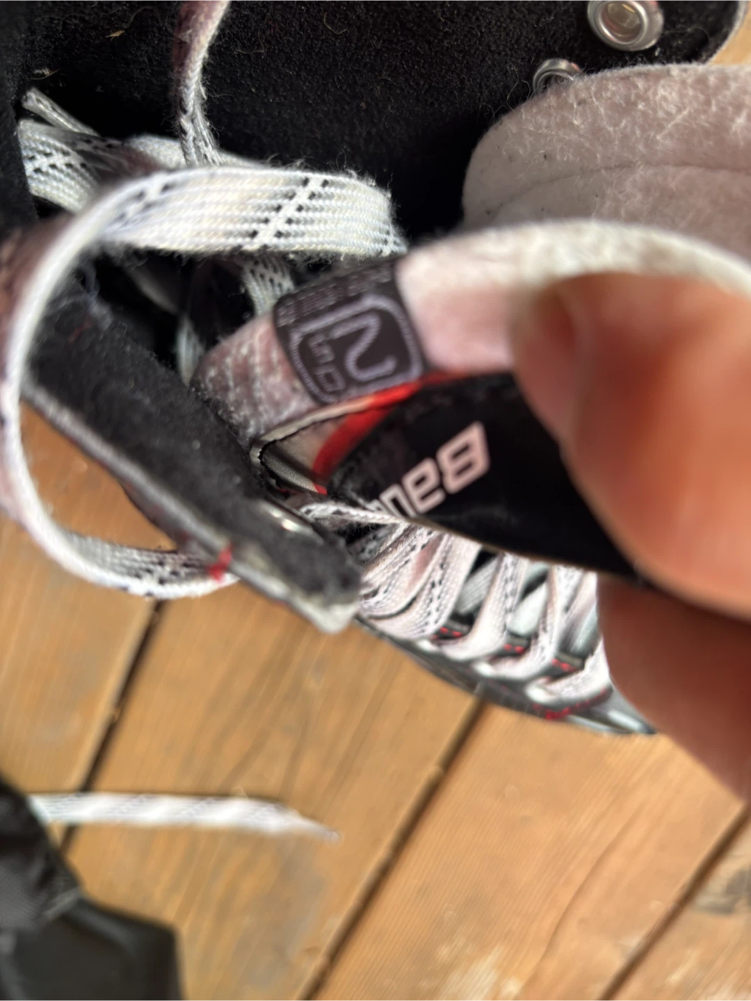 Bauer Vapor X500 Hockey Skates - Size US 3.5 - photo 5