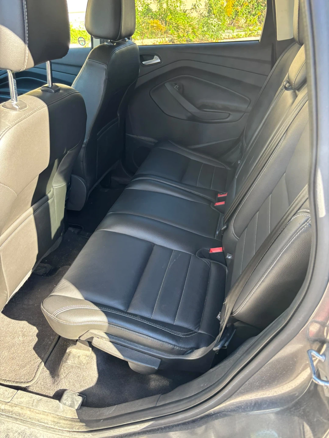 Grey Ford Escape SUV - photo 4