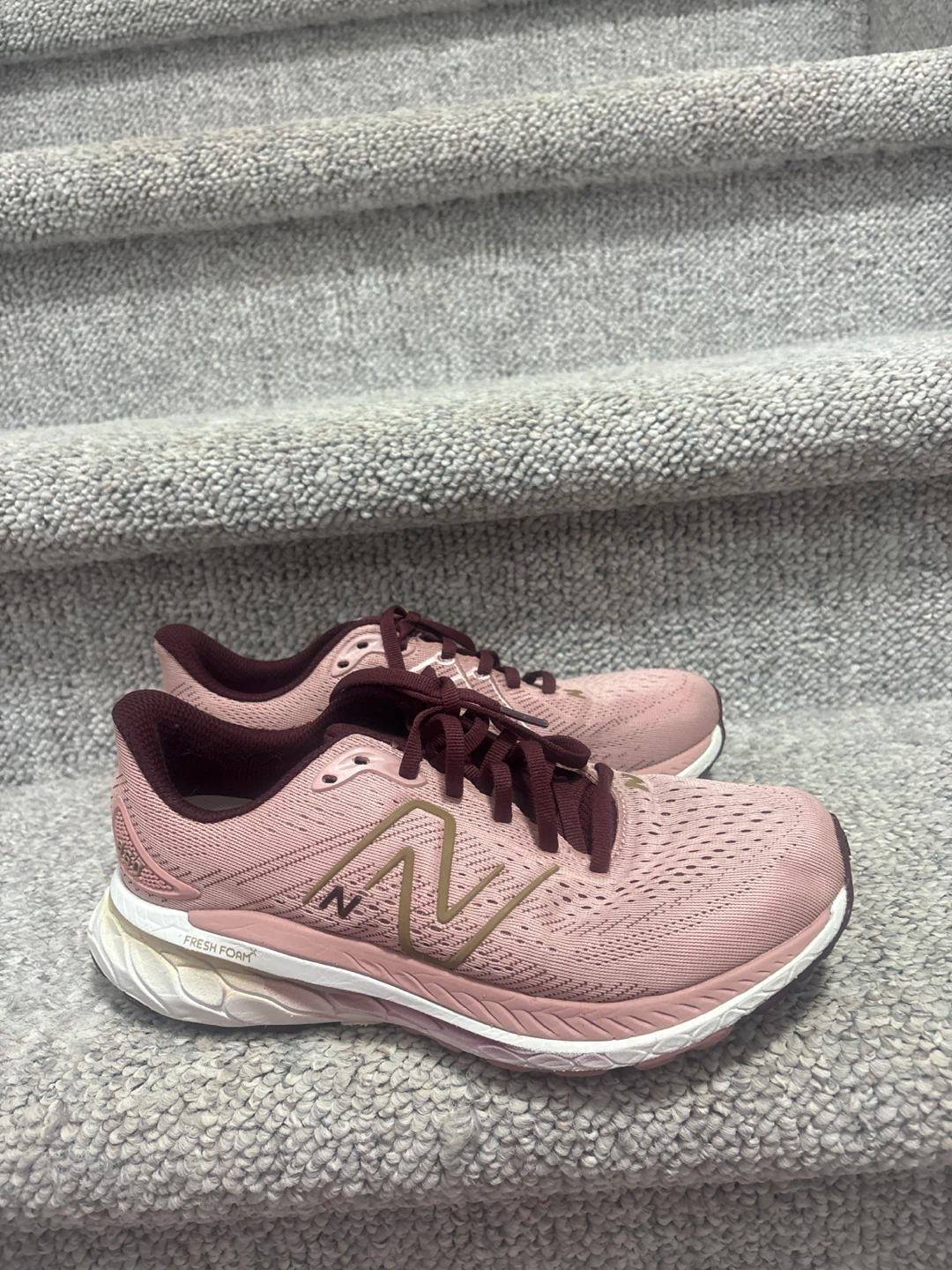 New Balance 880 Fresh Foam Running Shoes