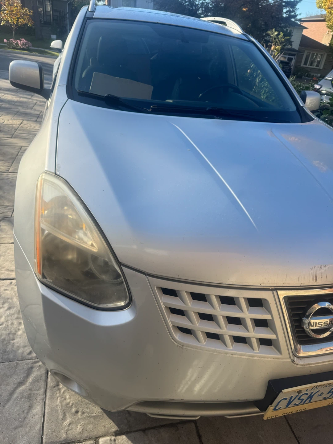 Nissan Rogue Silver SUV - photo 3