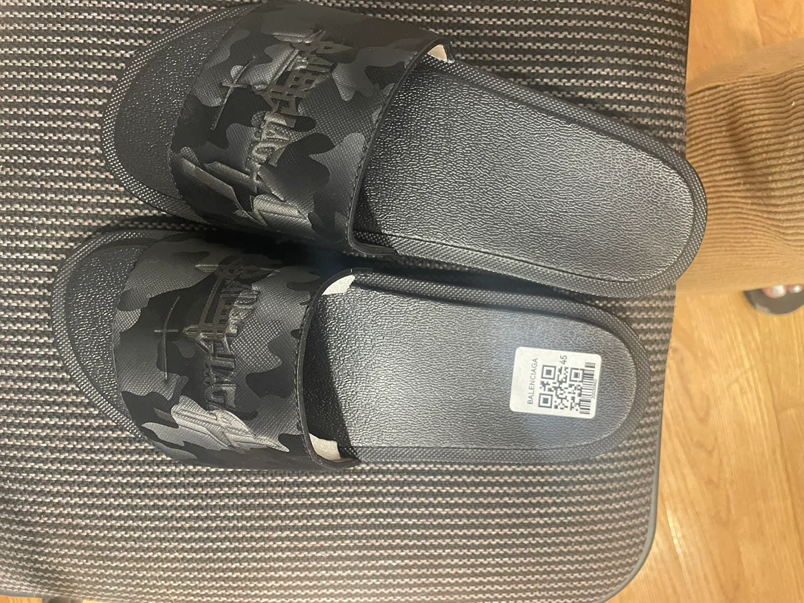 Balenciaga Camo Slides