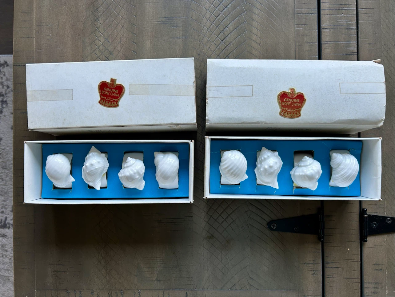 Set of 8 Genuine Bone China Conch Shell Napkin Rings