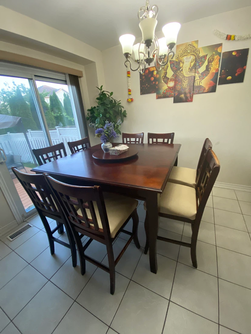 Dinning Table with 8 chairs