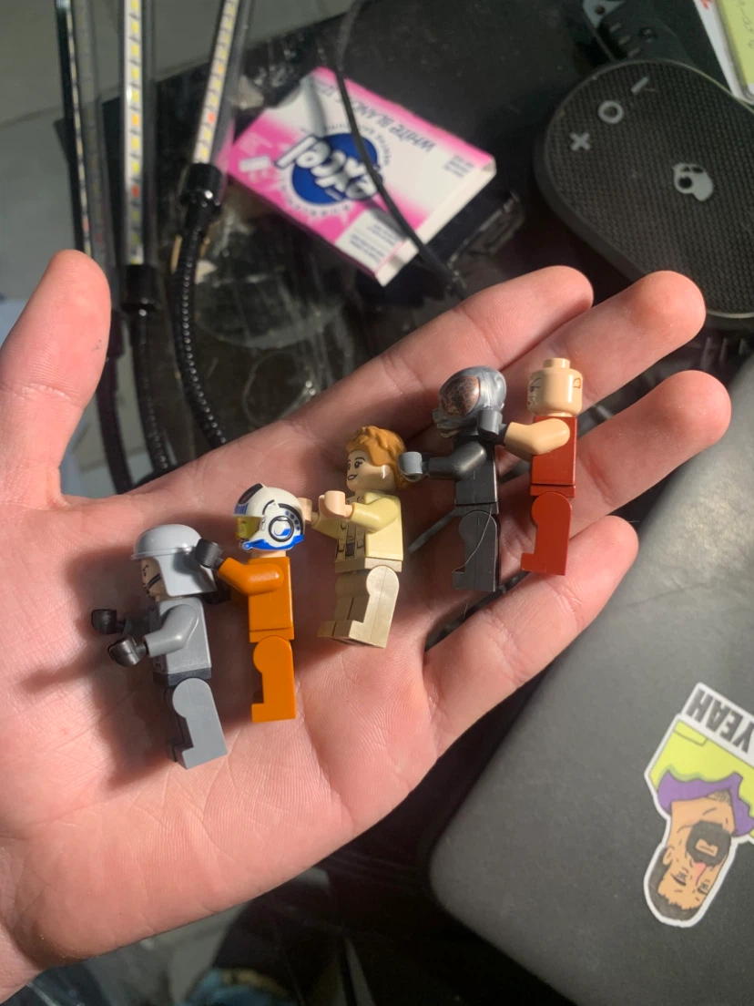 Assorted LEGO Star Wars Minifigures - photo 4