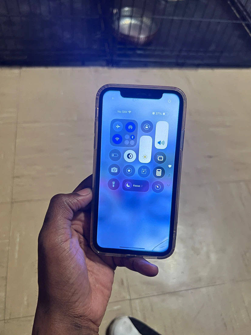 Apple iPhone 11