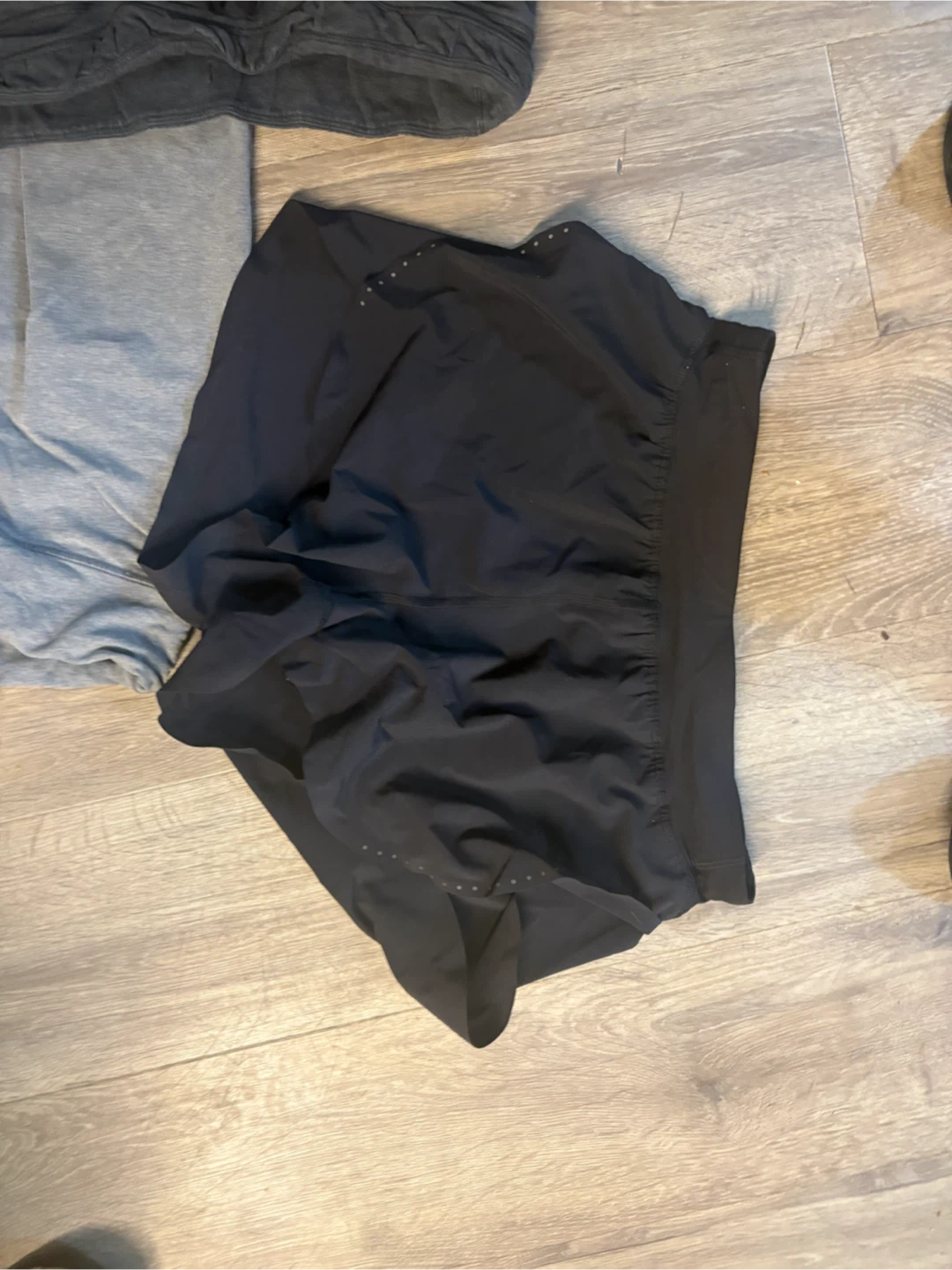 Lululemon Women's Athletic Clothing Bundle - photo 2