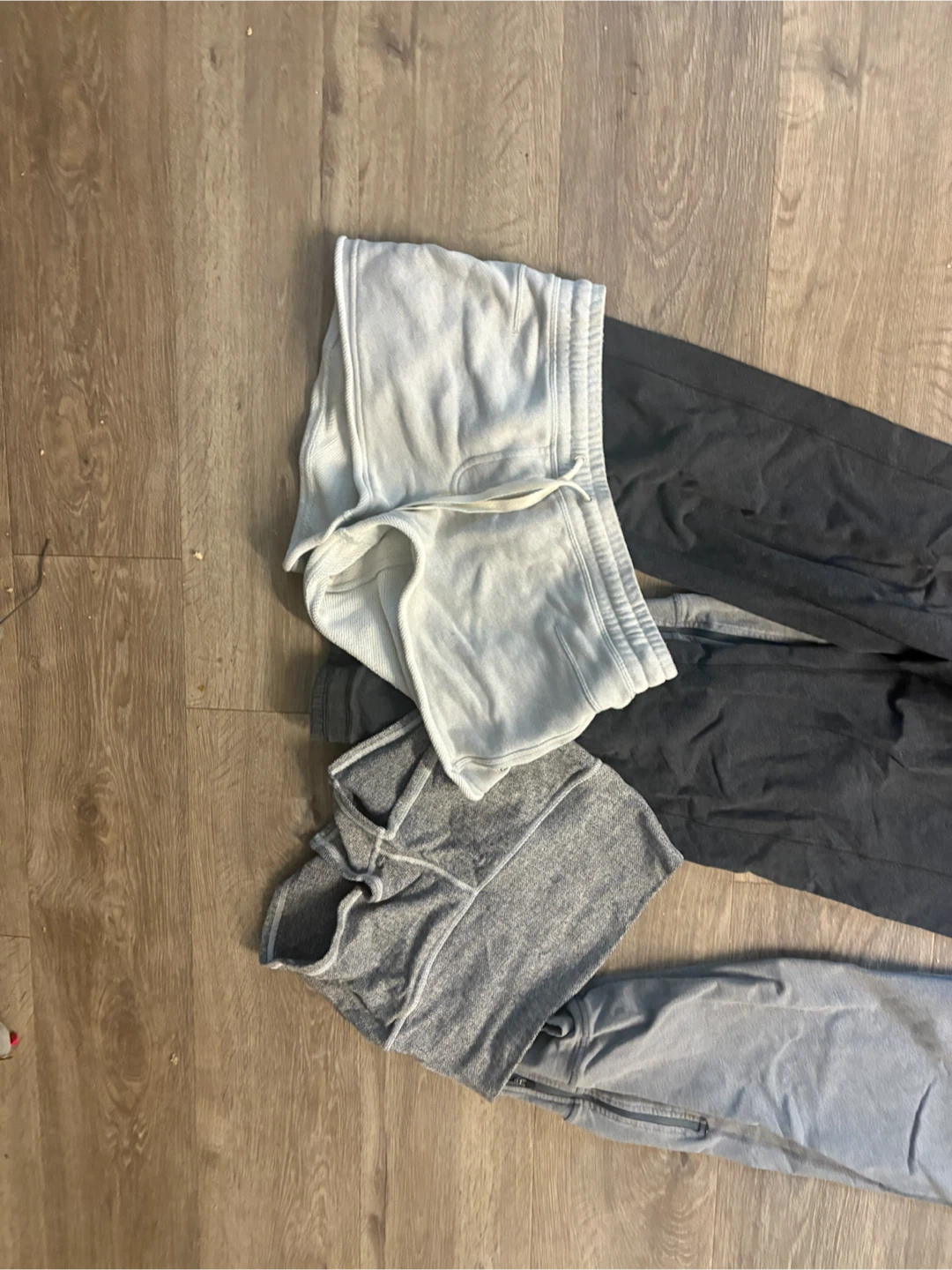 Lululemon Women's Athletic Clothing Bundle - photo 3