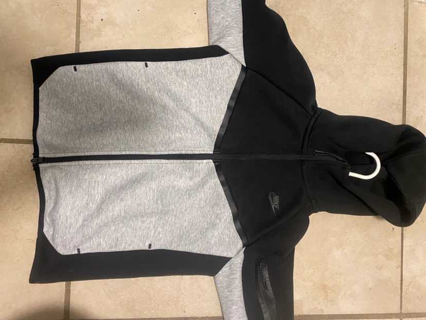 Nike Tech Fleece Tracksuit Set - photo 2