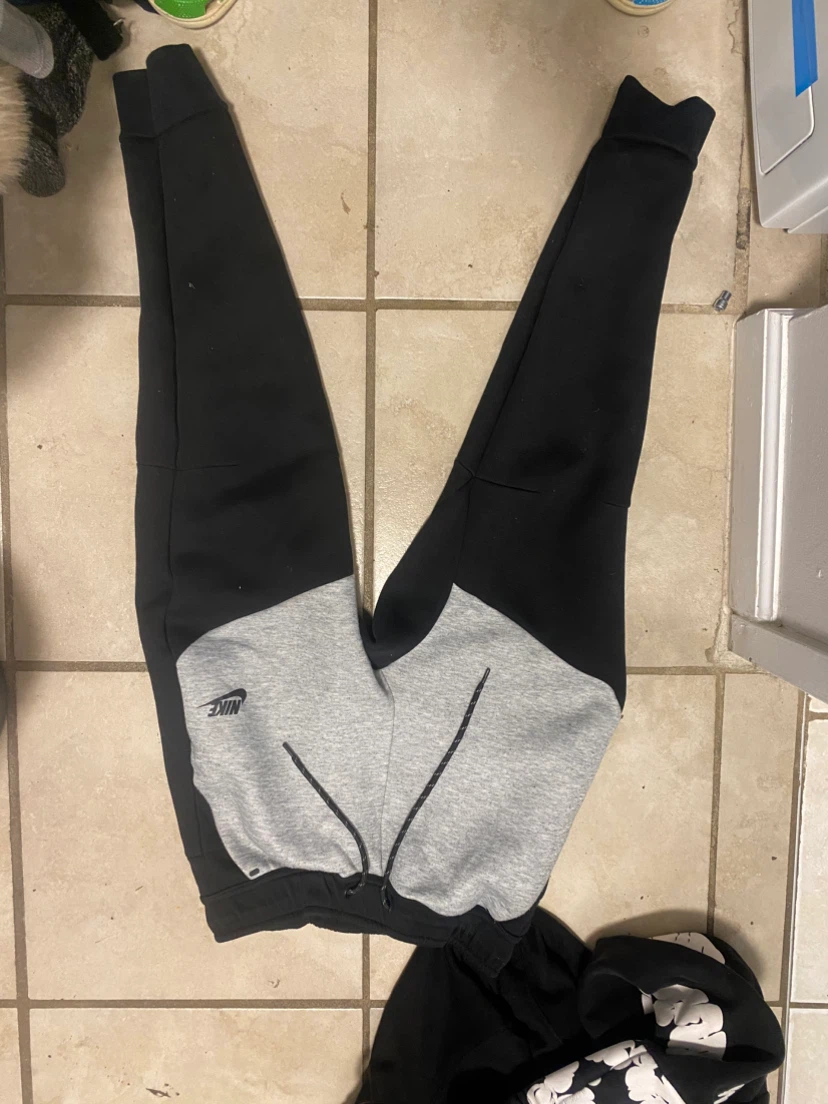 Nike Tech Fleece Tracksuit Set - photo 3