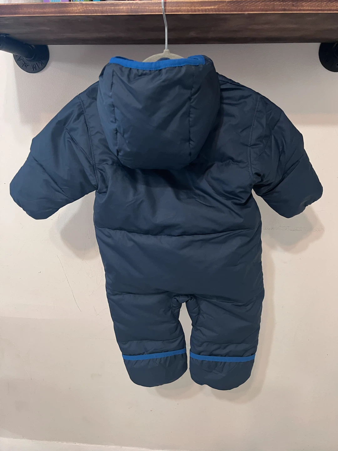 Columbia Baby Snowsuit / Bunting – 6–12 Months – Brand New - photo 4