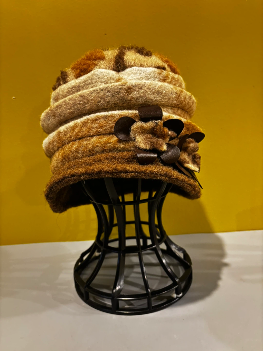Vintage Style Felt Cloche Hat - photo 2