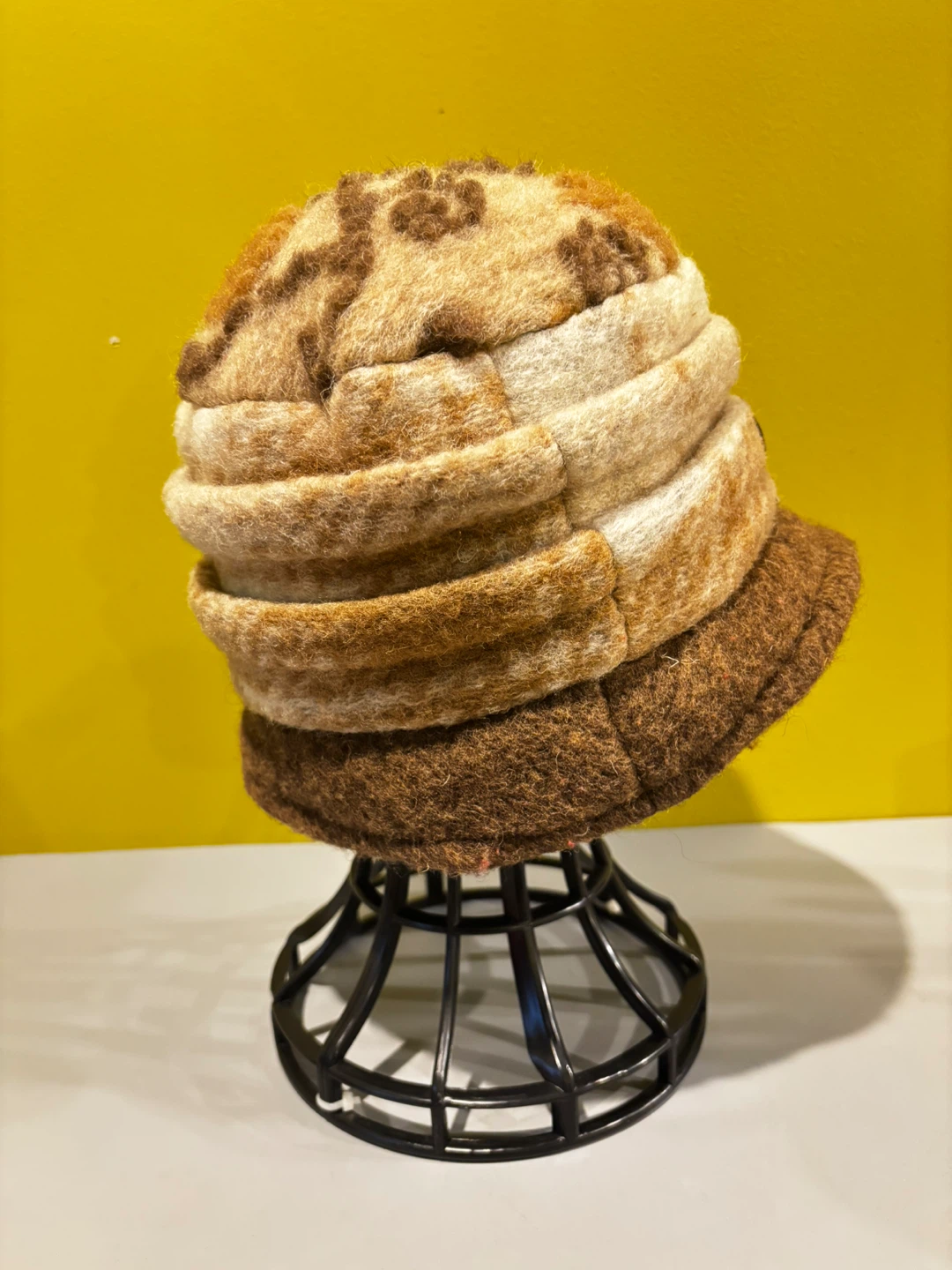 Vintage Style Felt Cloche Hat - photo 4
