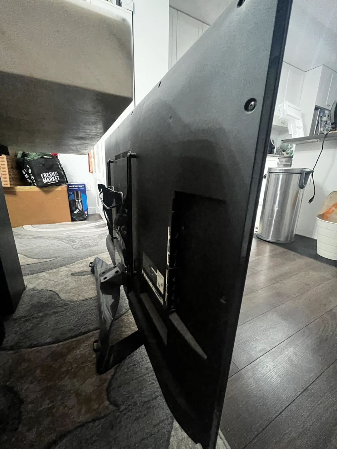 LG Television 50 inch - photo 2