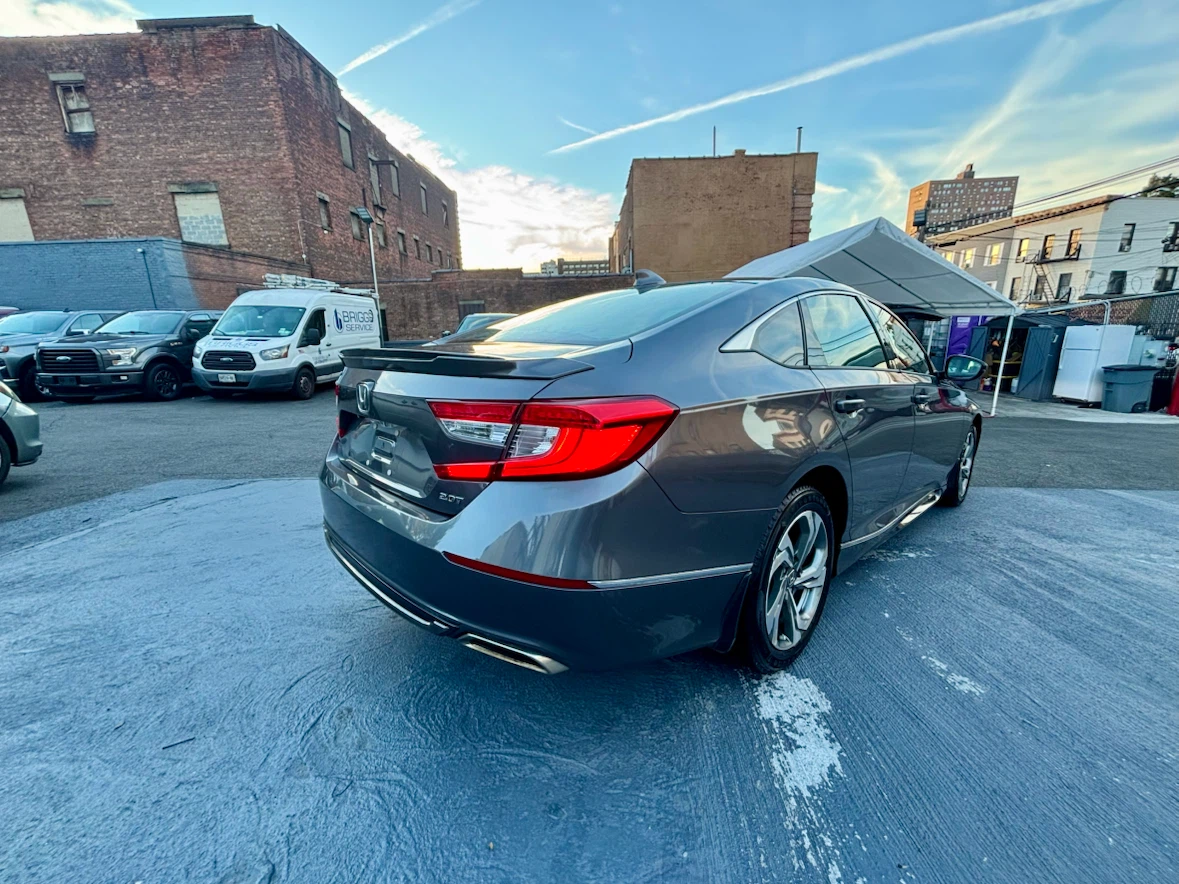Honda Accord 2.0T Gray Sedan - photo 4