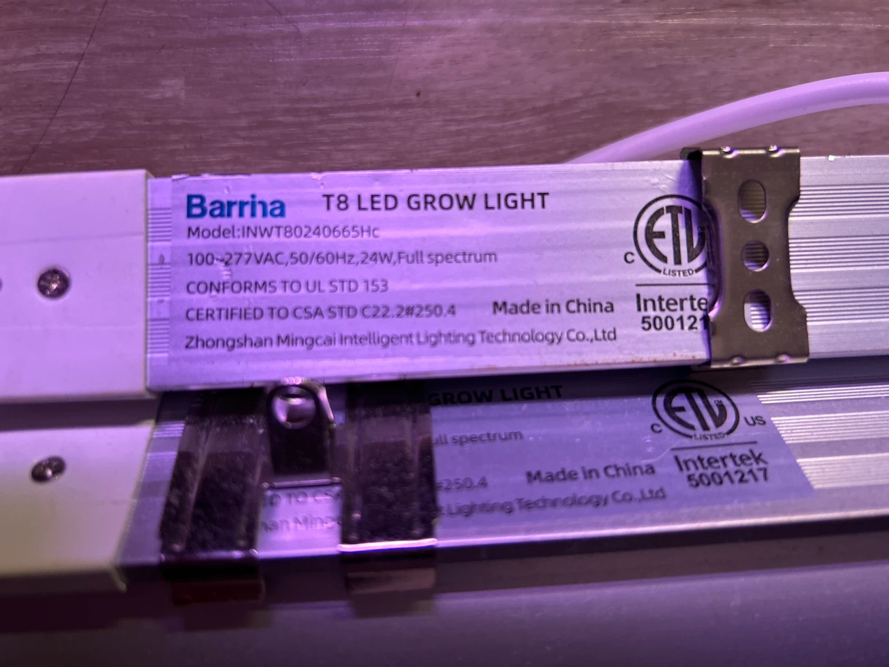 Barrina T8 LED Grow Light