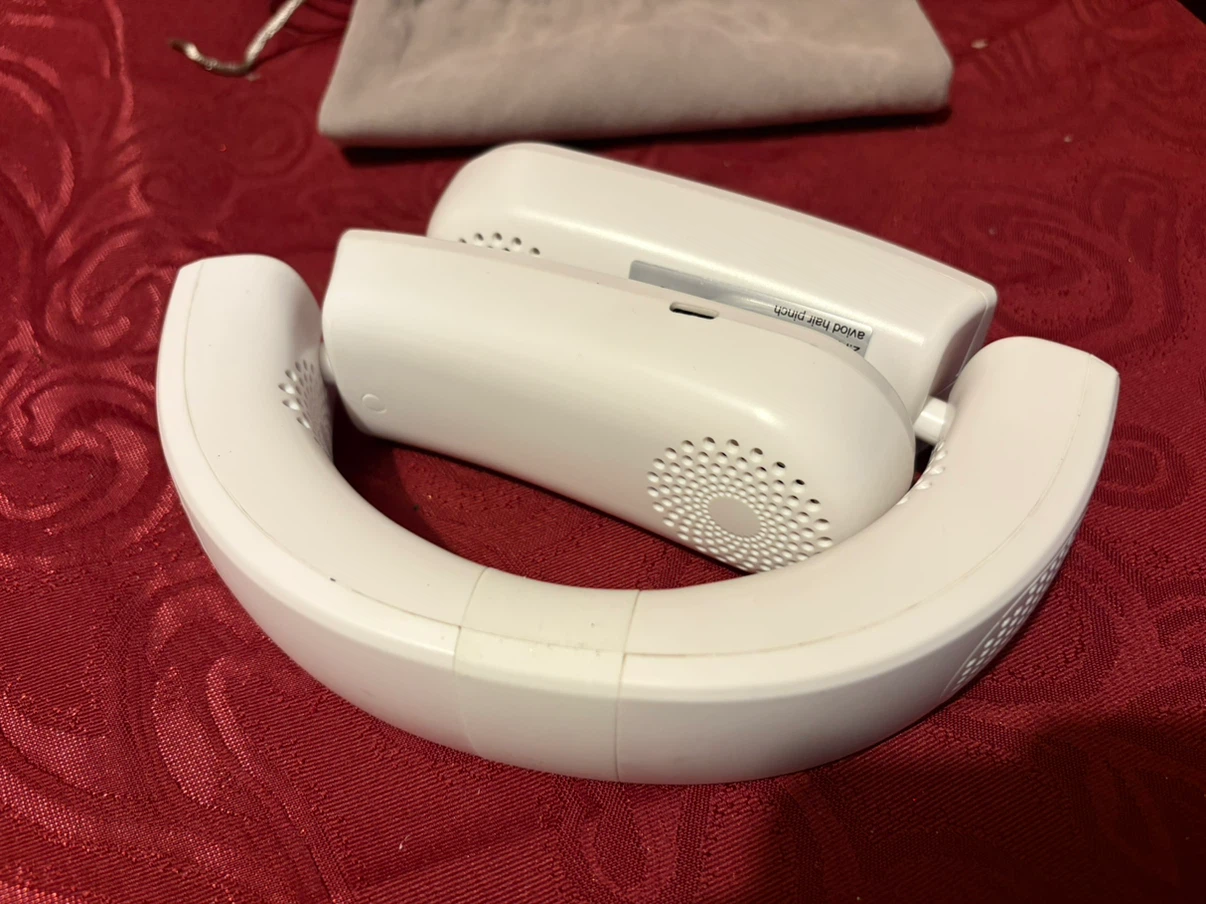 White Portable Neck Fan - photo 2