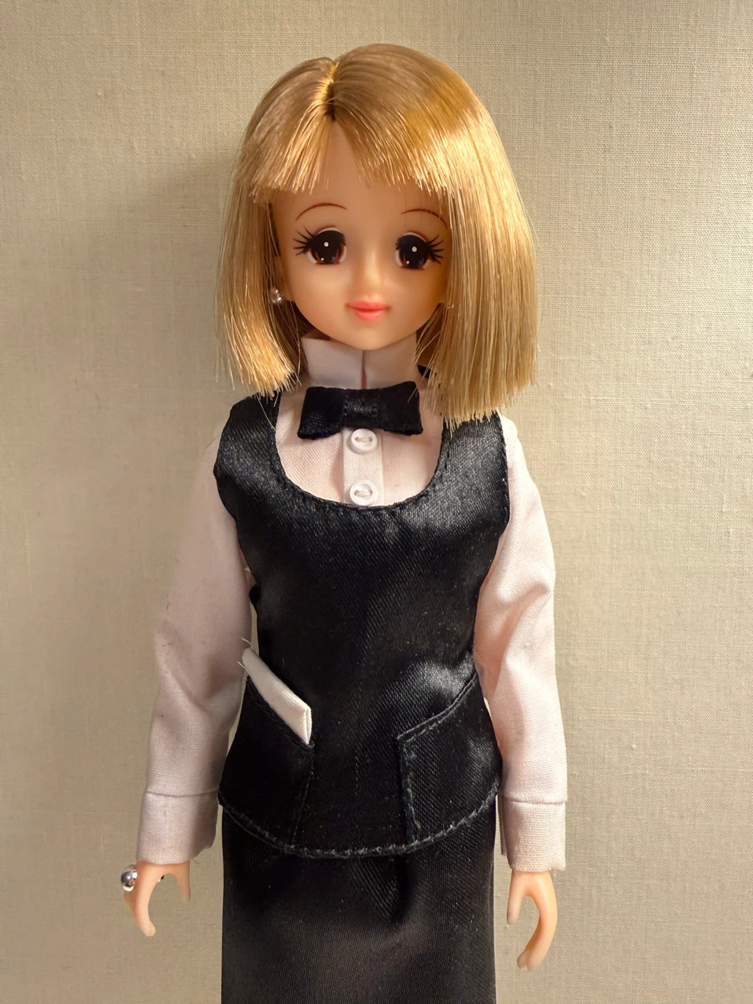 Jenny Takara Doll in Waitress Uniform - photo 2