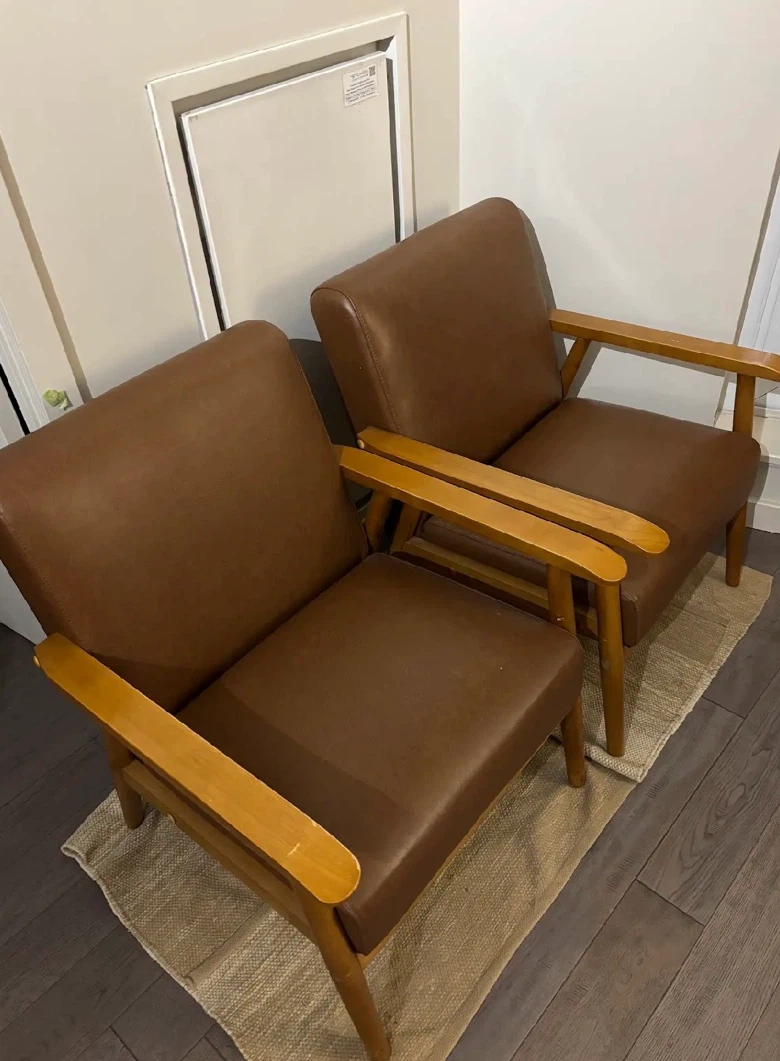 Set of Two Mid-Century Style Faux Leather Armchairs - photo 2