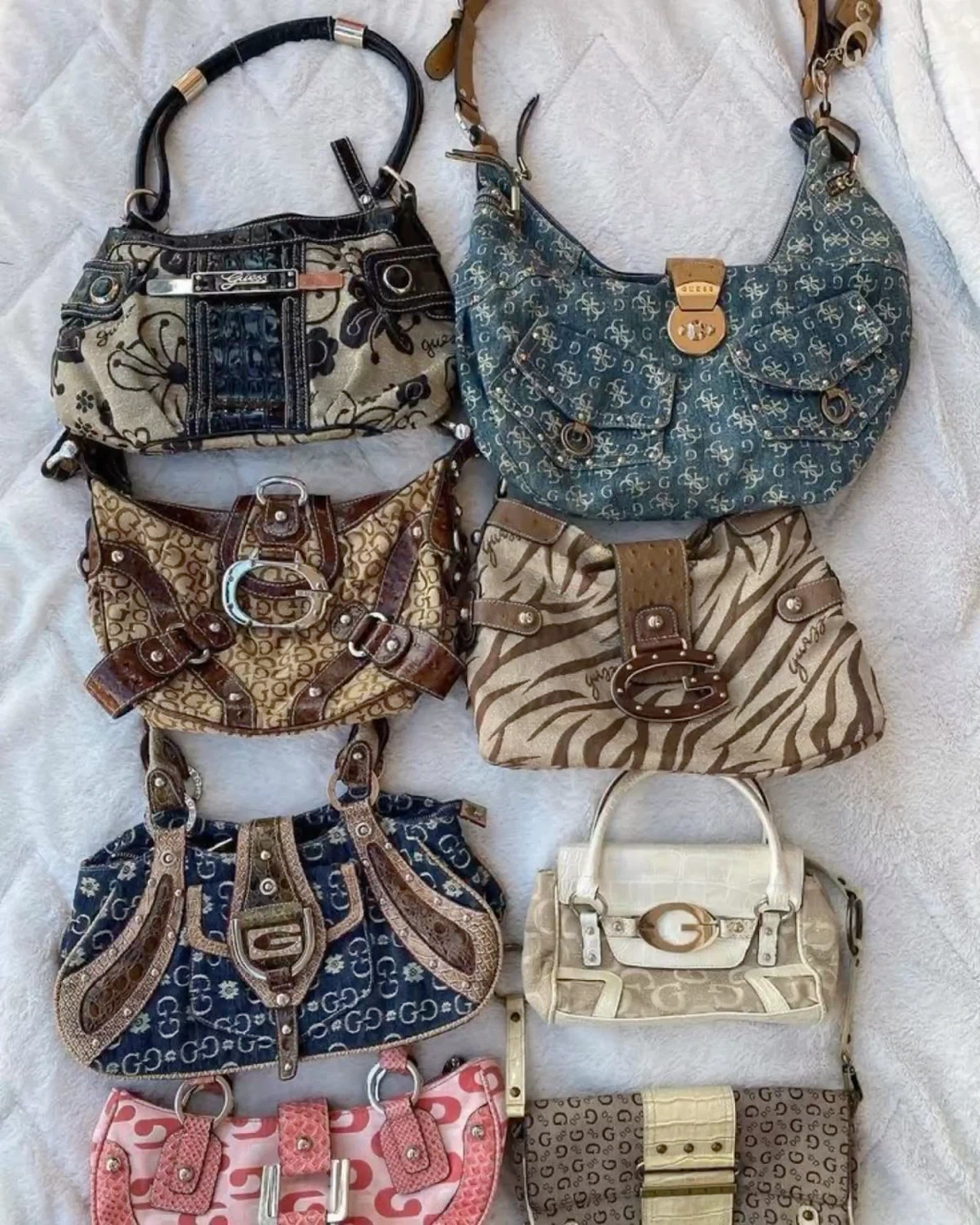 Looking to Buy Vintage GUESS Bag Bundles - photo 2
