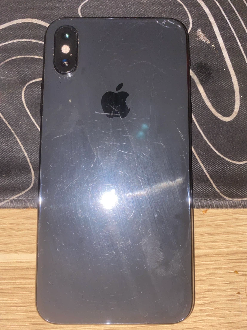Apple iPhone X - photo 2