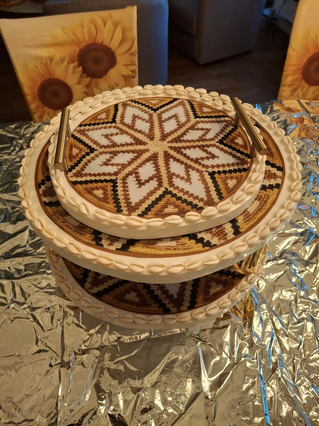 Two-Tiered resin Decorative Serving Stand with Matching Tray - photo 4