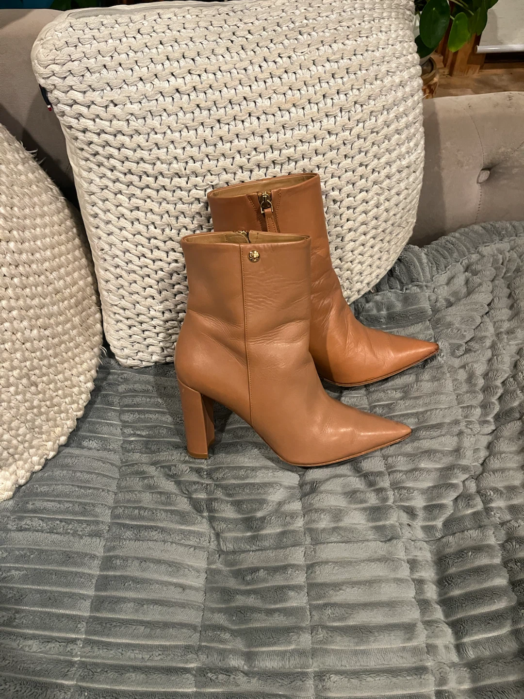 Tory Burch Leather Ankle Boots Size 8.5M