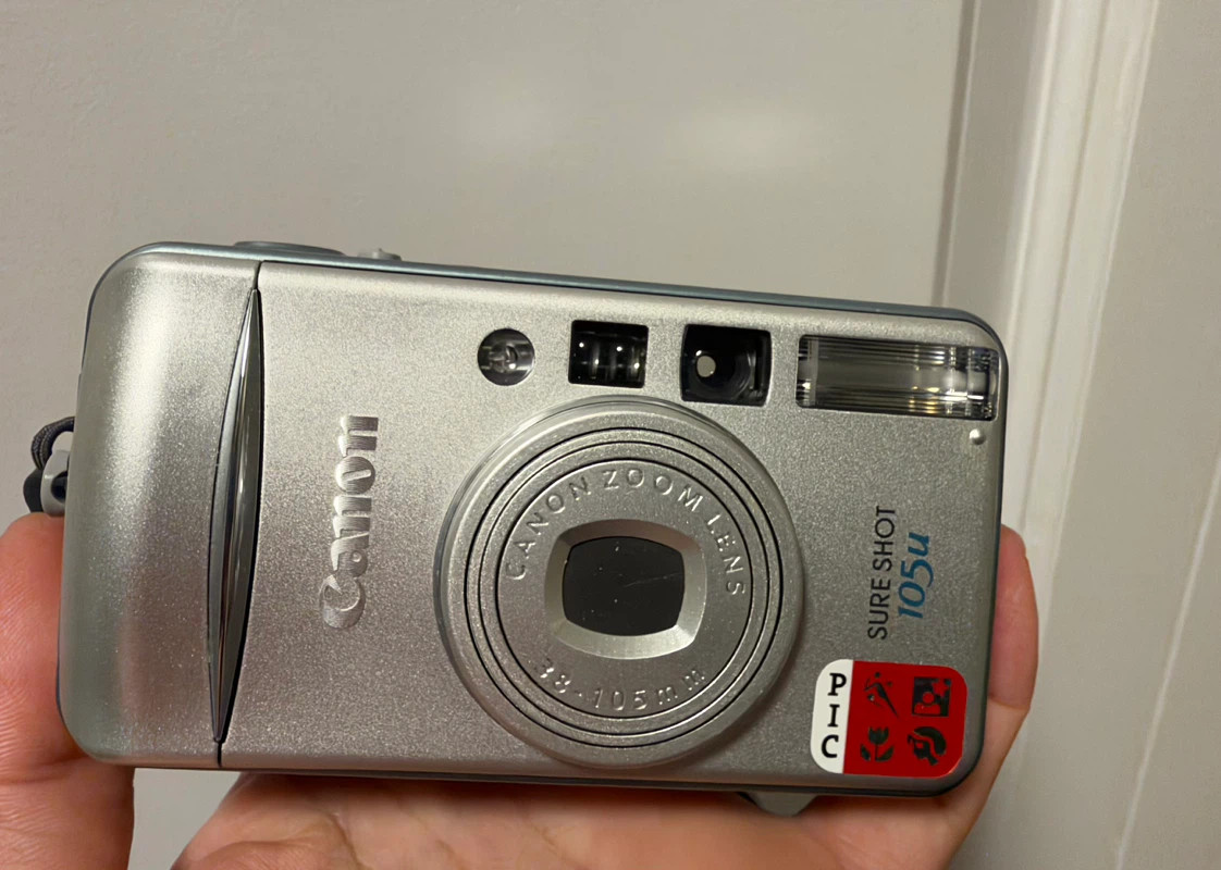 Canon Sure Shot 105u Point and Shoot Film Camera